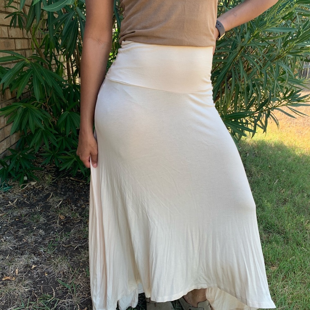 Popular Basics Women’s Hi-Lo Nude Skirt